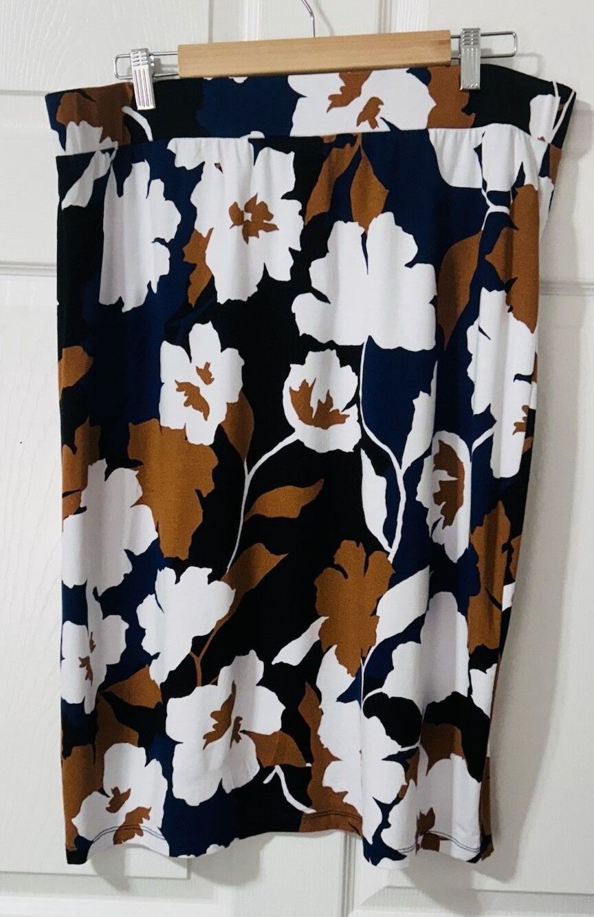 Liz Claiborne Women's XL Bold Graphic Floral Stretch Knit Skirt